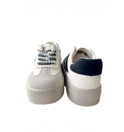 Zapatillas blancas maxisuela Zapatillas blancas maxisuela