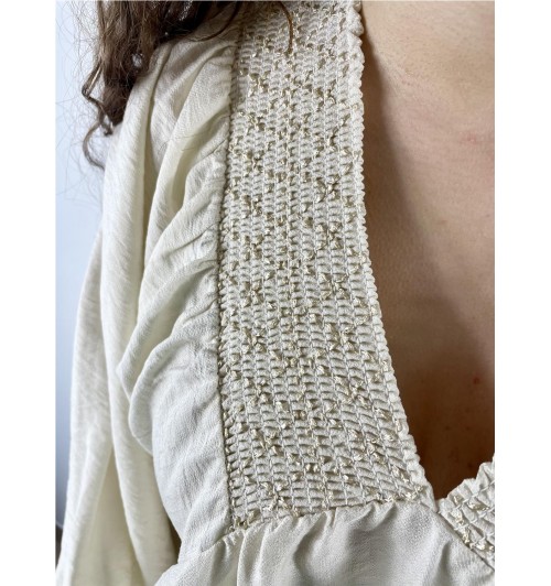 Camiseta pico doble gomas BEIGE... Camiseta pico doble gomas BEIGE...