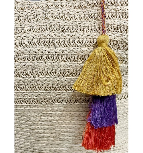 Cesto rafia con colgante Cesto rafia con colgante