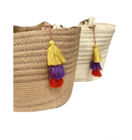 Cesto rafia con colgante Cesto rafia con colgante