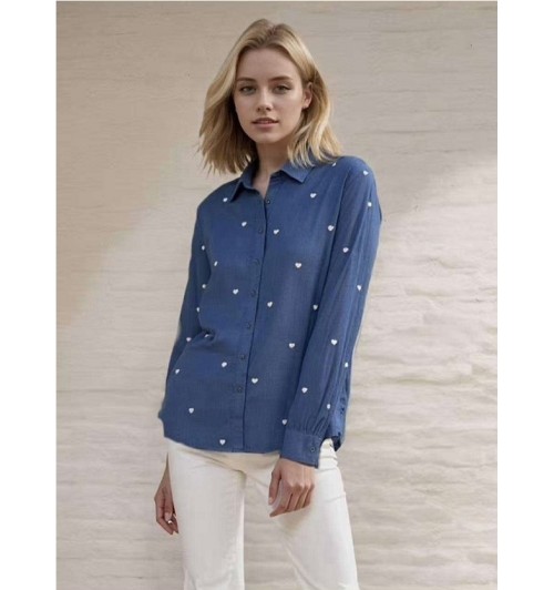 Camisa jeans bordada cuore